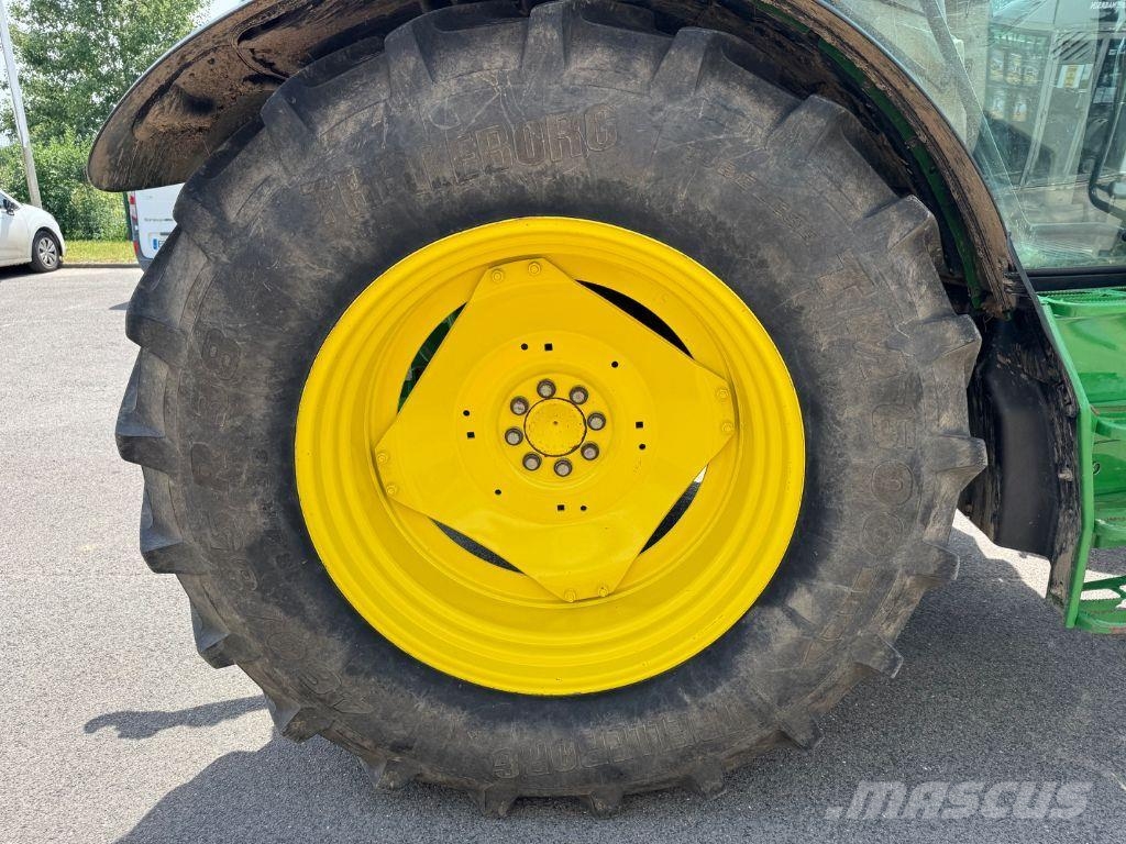 John Deere 6115R Traktorid