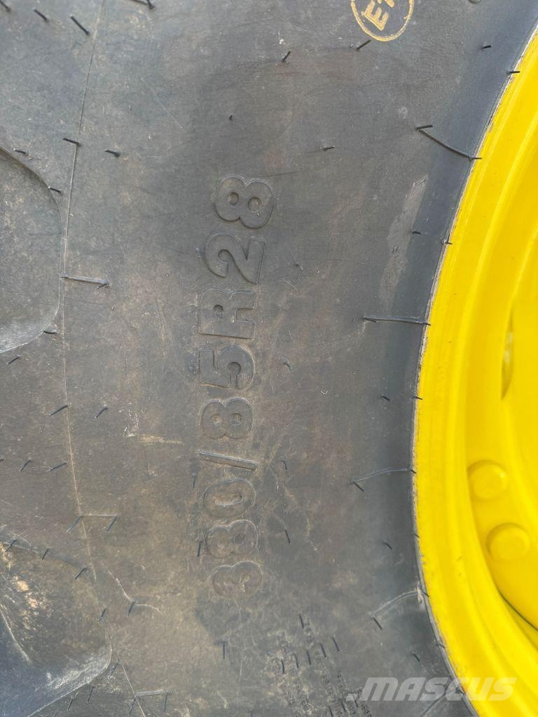John Deere 6115R Traktorid