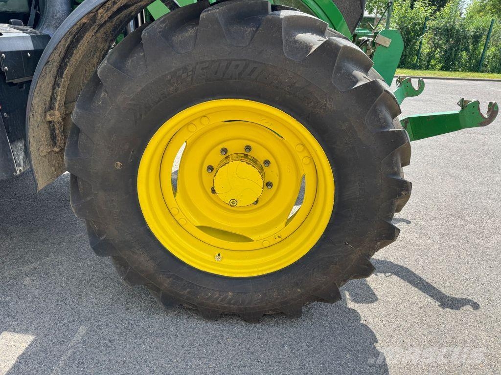 John Deere 6115R Traktorid