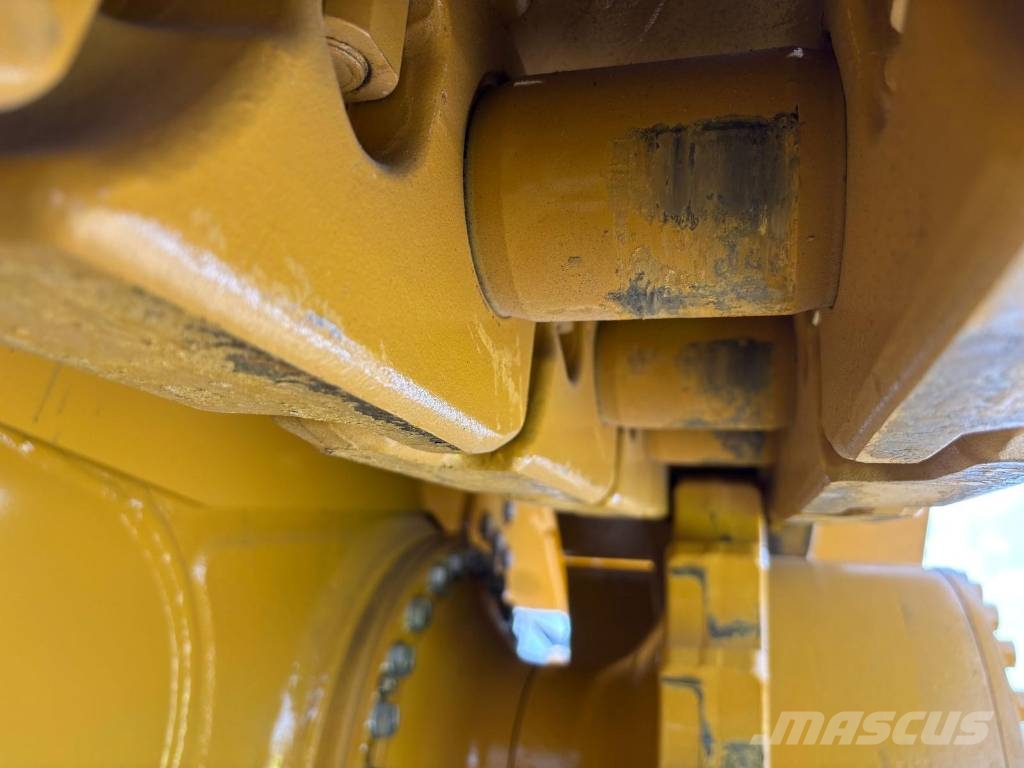 CAT D 8 GC (New / Non CE) Buldooserid