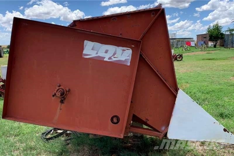 Agri Tech 3 Ry x 2.1m Interloff Mielie Tafel Övriga bilar
