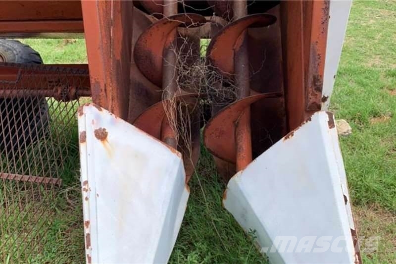 Agri Tech 3 Ry x 2.1m Interloff Mielie Tafel Övriga bilar
