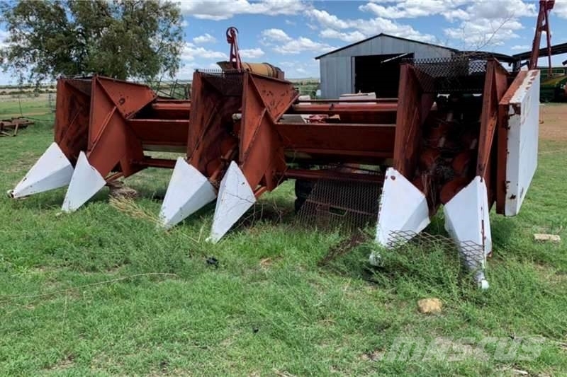 Agri Tech 3 Ry x 2.1m Interloff Mielie Tafel Övriga bilar