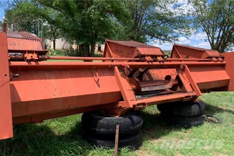 Agri Tech 3 Ry x 2.1m Interloff Mielie Tafel Övriga bilar
