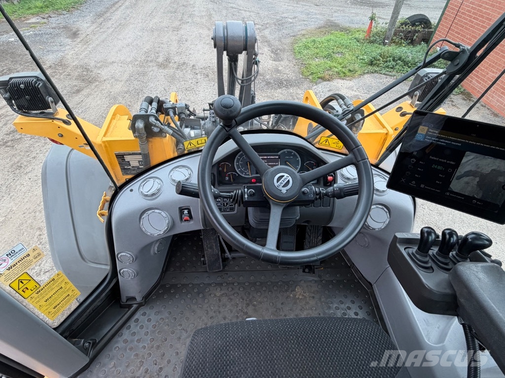 Volvo L120H Wheel loaders