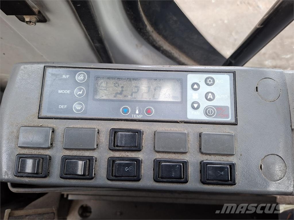 Kobelco SK210LC-6 KALLISTAJALLA Lánctalpas kotrók