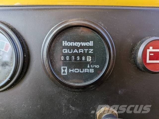 Komatsu D 75 S-5 궤도식 로우더