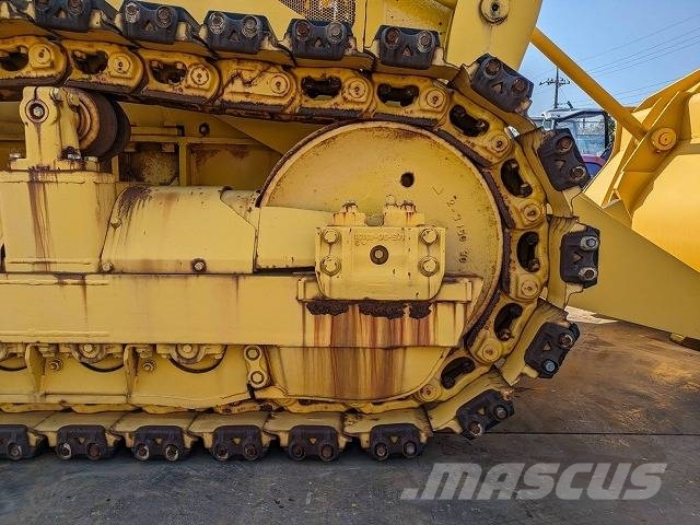 Komatsu D 75 S-5 궤도식 로우더