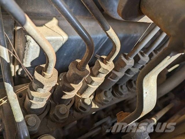 Komatsu D 75 S-5 궤도식 로우더