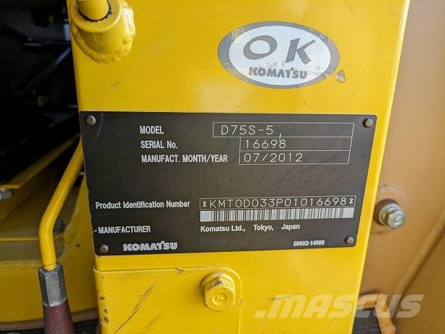 Komatsu D 75 S-5, 2012, Japan - Used crawler loaders - Mascus