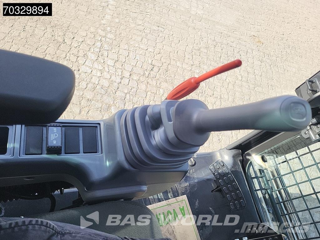 Hitachi ZX220 LC-5G Bageri gusjeničari