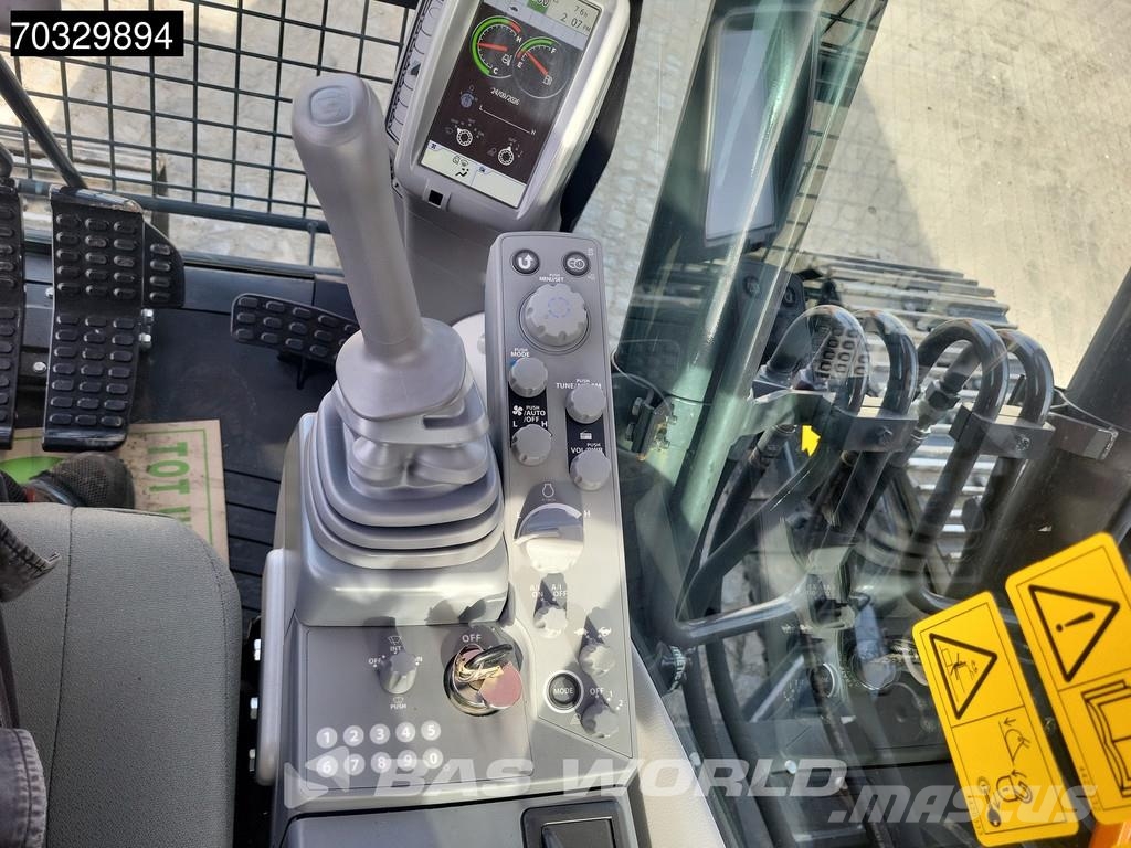 Hitachi ZX220 LC-5G Bageri gusjeničari