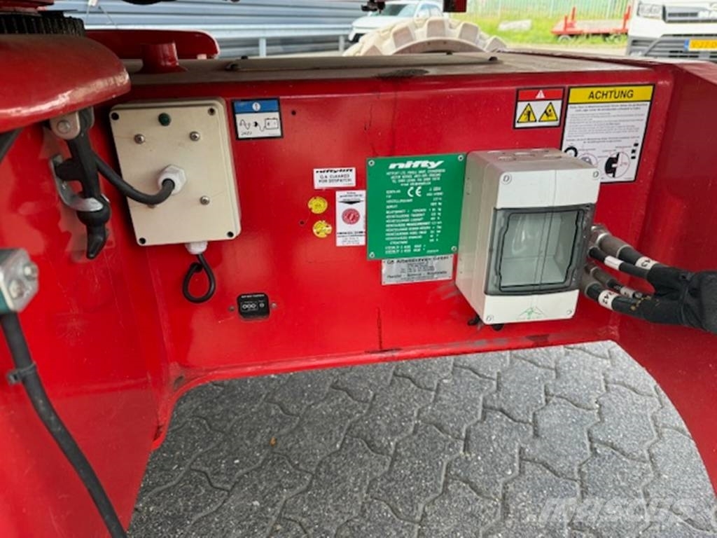 Niftylift BS 2191-HR21 Karos emelők