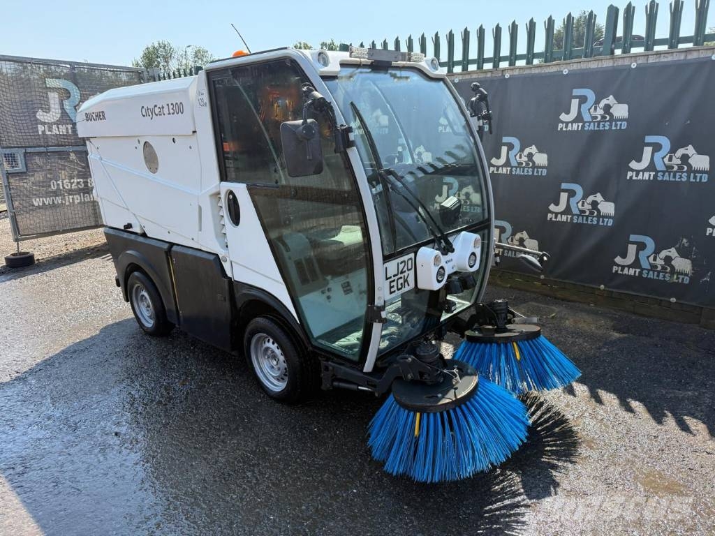 Bucher CityCat 1300 كناسات