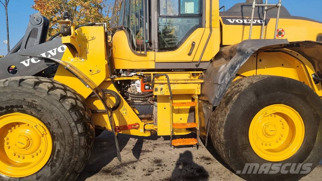 Volvo L 110 H Naudoti ratiniai krautuvai