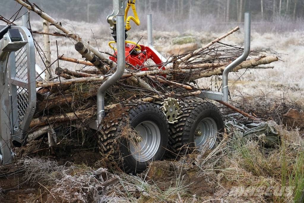 IM SKOGSVAGN 2000 - FRI FRAKT Remolques forestales