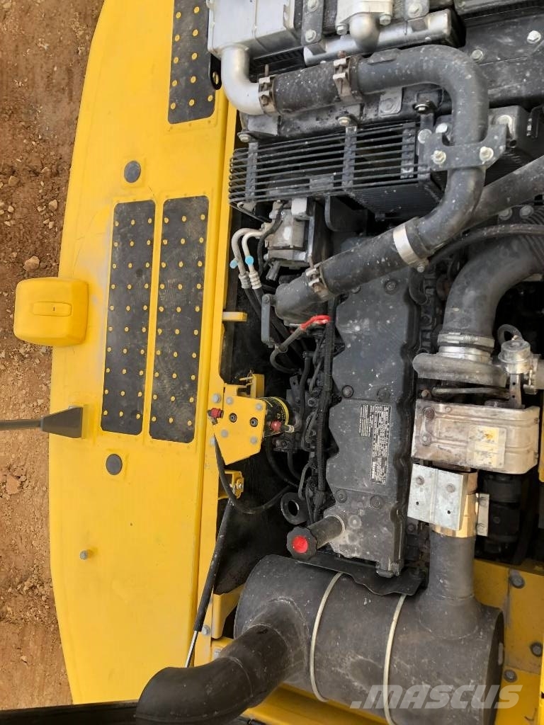 Komatsu 240-8 Escavadeiras de esteiras