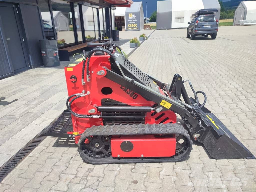 Captok CK380 Minicargadoras
