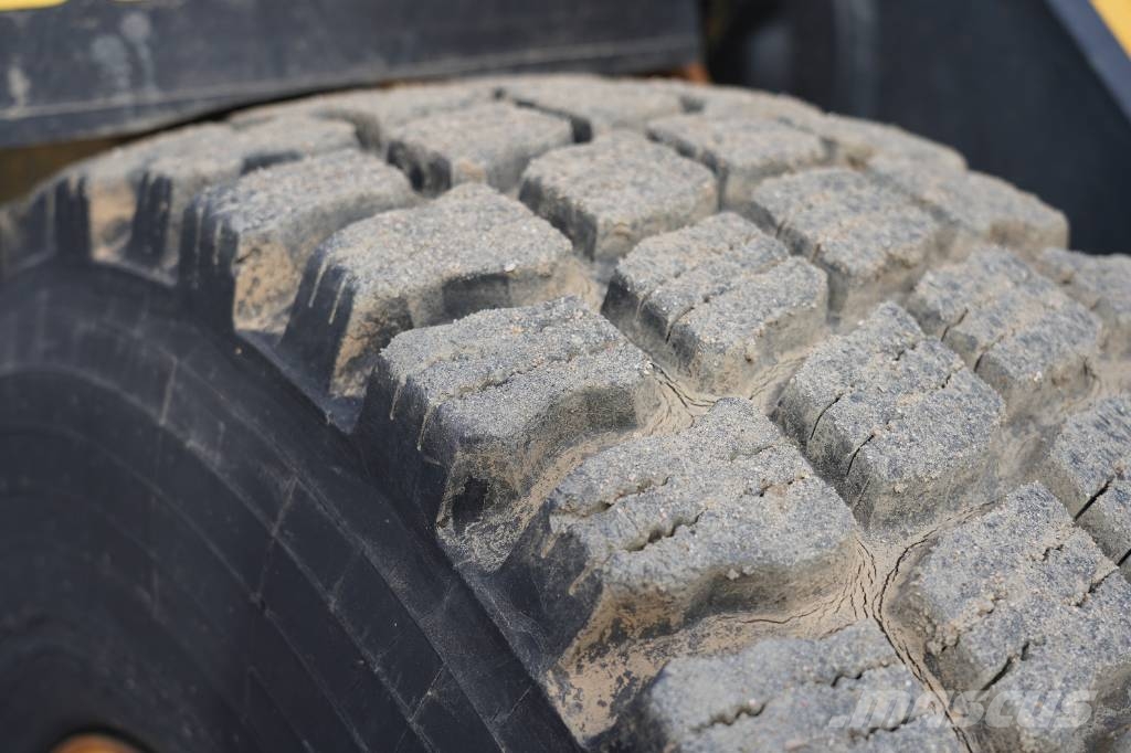 Volvo L70 SN 6767 - PAKETDEAL Iekrāvēji uz riteņiem