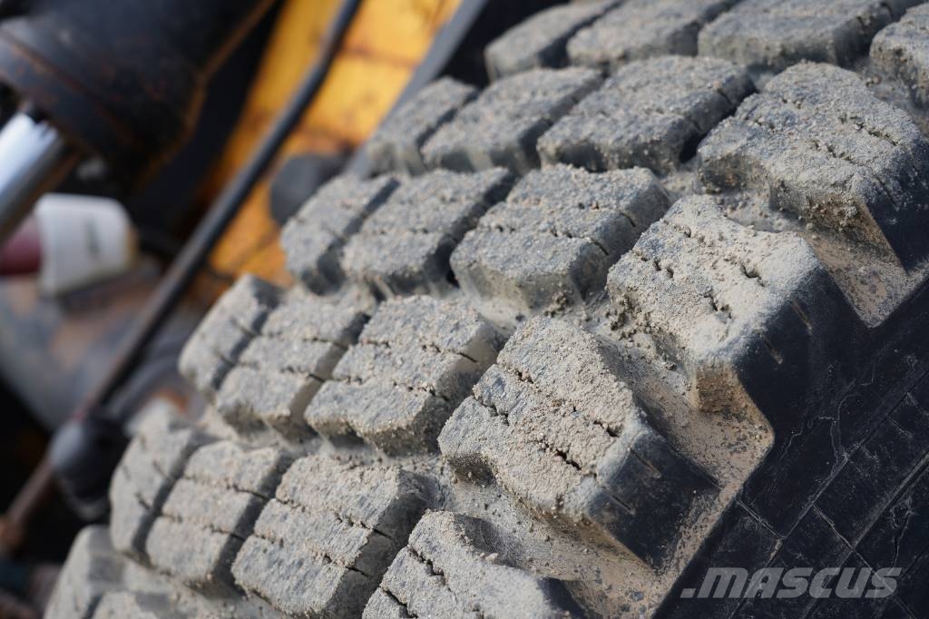 Volvo L70 SN 6767 - PAKETDEAL Iekrāvēji uz riteņiem