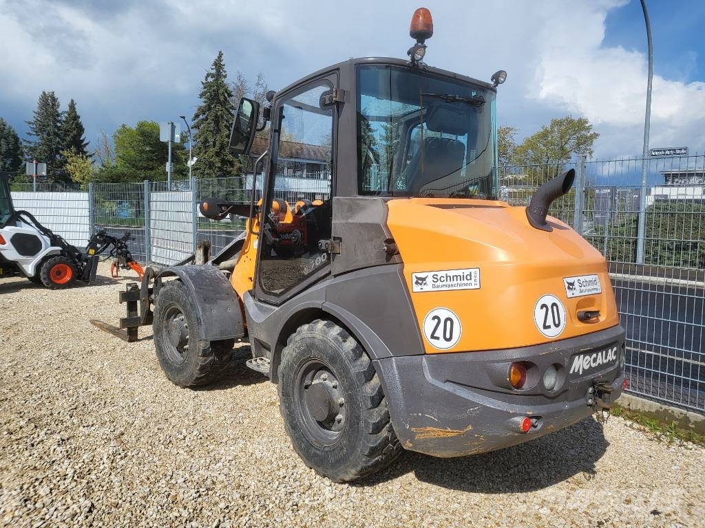 Mecalac AX 700 휠로우더