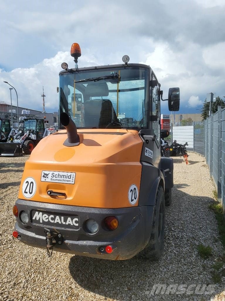 Mecalac AX 700 휠로우더