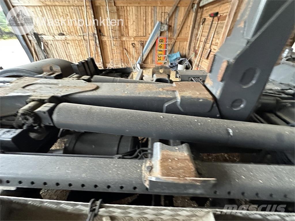 DAF FA LF260I Camiones elevadores de gancho