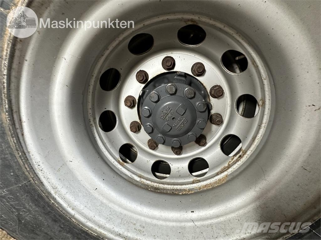 DAF FA LF260I Camiones elevadores de gancho