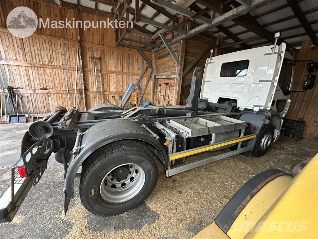 DAF FA LF260I Camiones elevadores de gancho