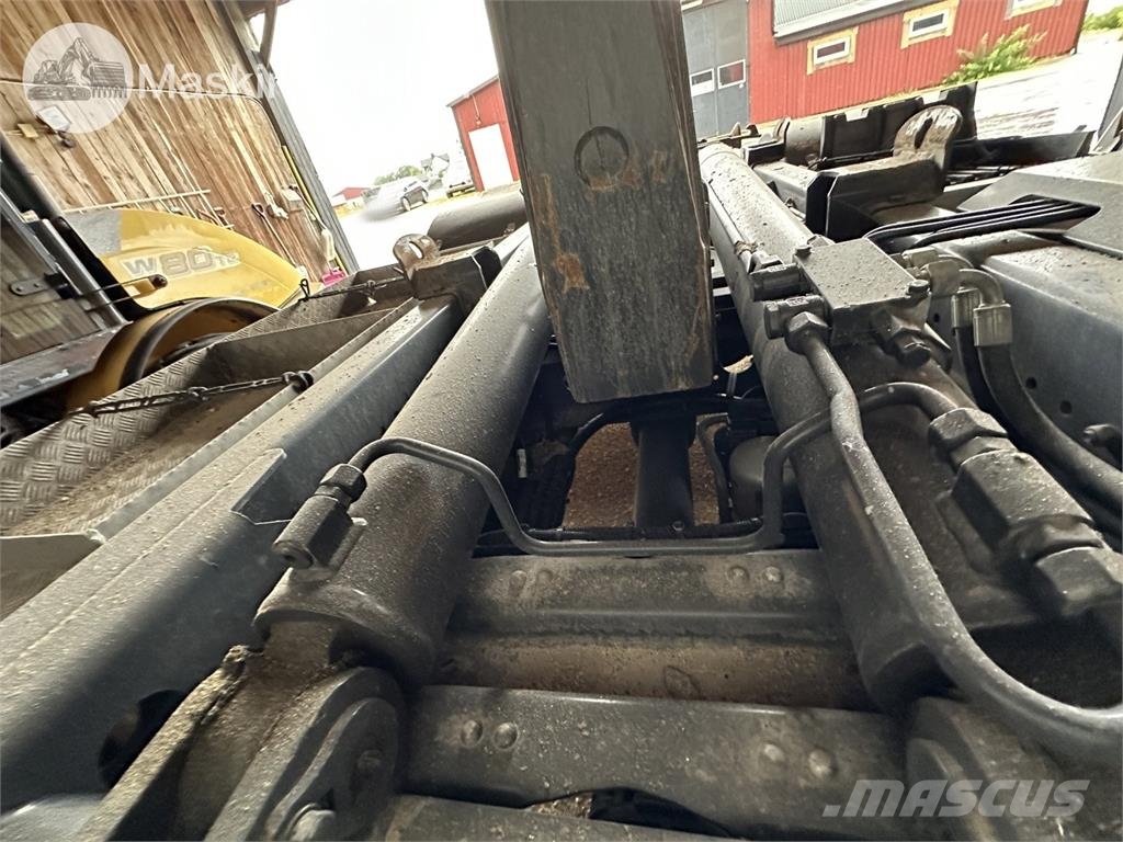 DAF FA LF260I Camiones elevadores de gancho