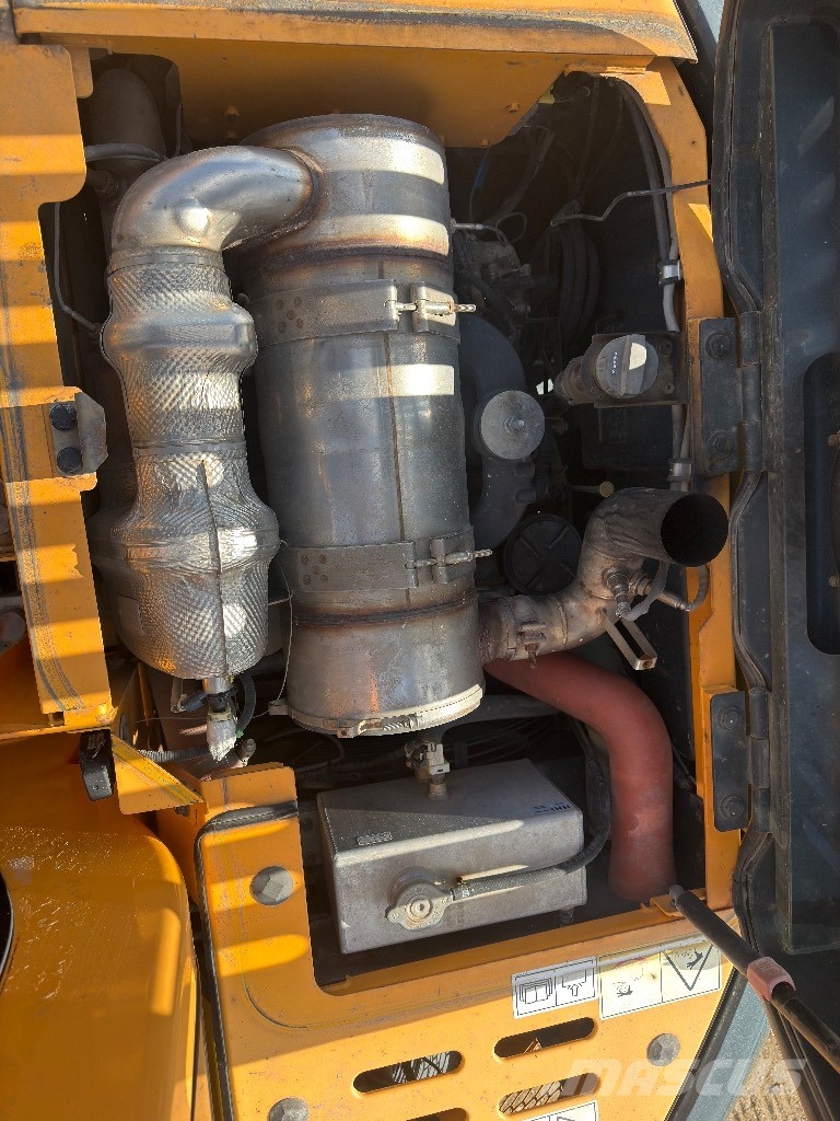 Hyundai HX 145 LCR Crawler excavators