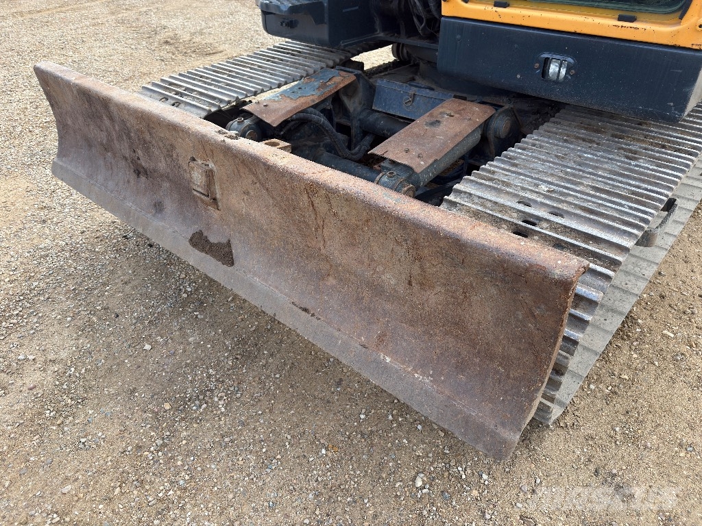 Hyundai HX 145 LCR Crawler excavators