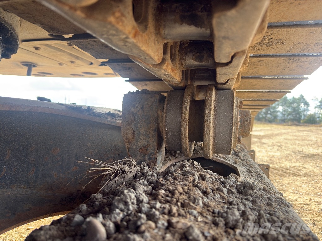 Hyundai HX 145 LCR Crawler excavators