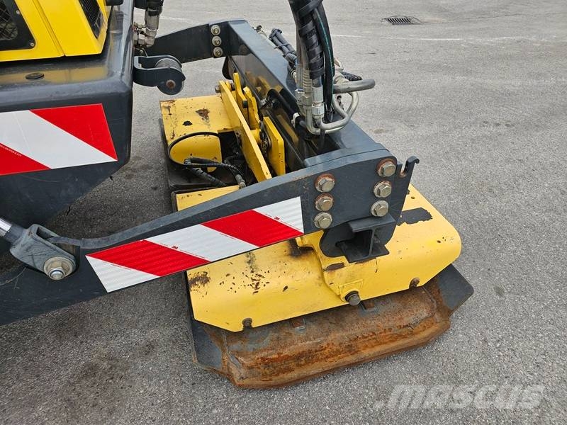 BOMAG BW 213 D-5 single drum roller · Franco Clò