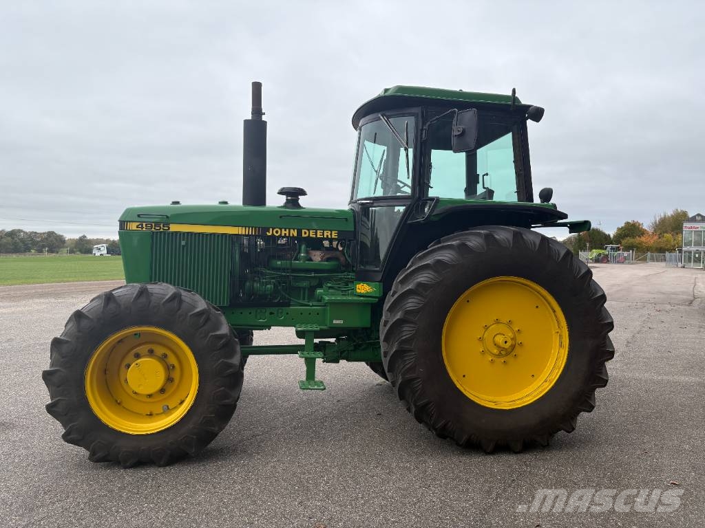 John Deere 4450 Трактори