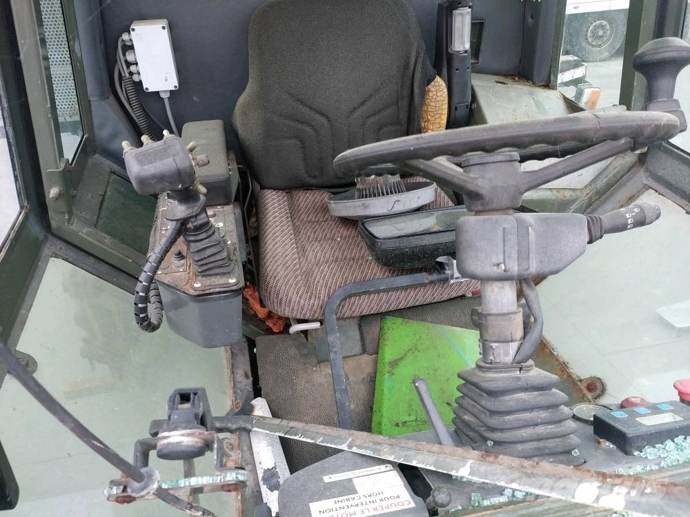 Tecnoma TXH 90 拖拉机/农用车