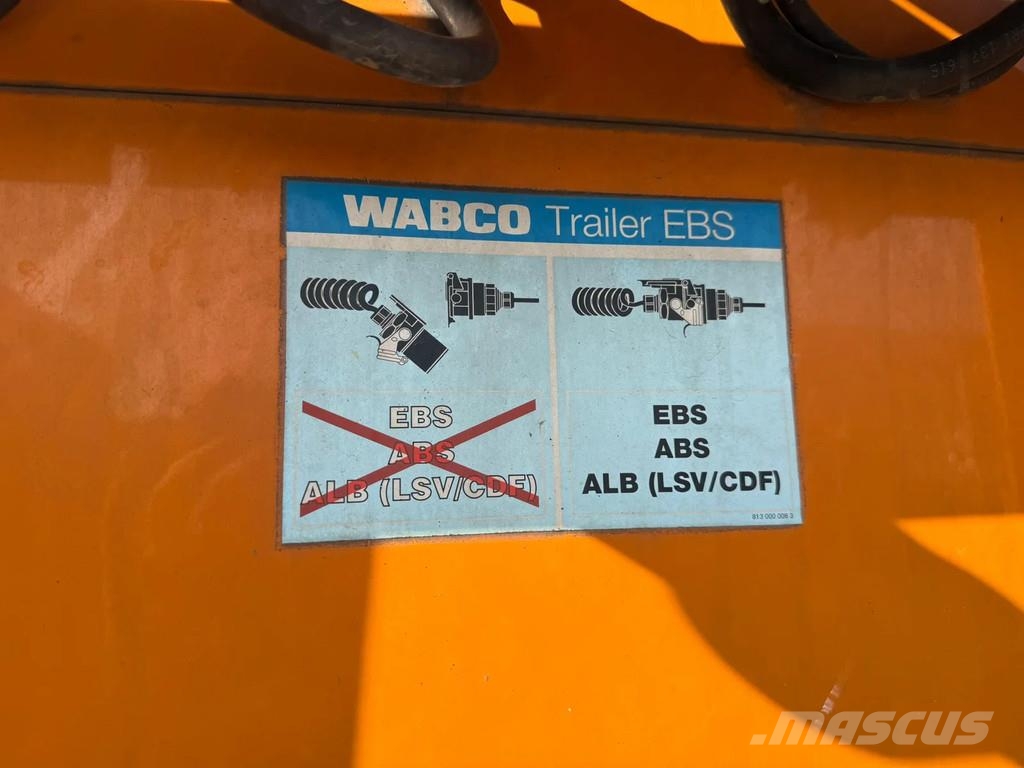 Meusburger | MPG-4 | 4 Axles | Year: 2006 | Good condition | Причепи-фургони