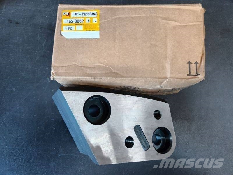 CAT TIP-PIERCING 452-0062 Silniki