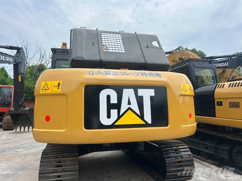 CAT 320D2L Crawler excavators