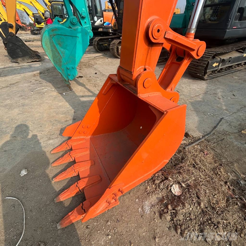 Hitachi ZX 130 H Excavatoare pe șenile