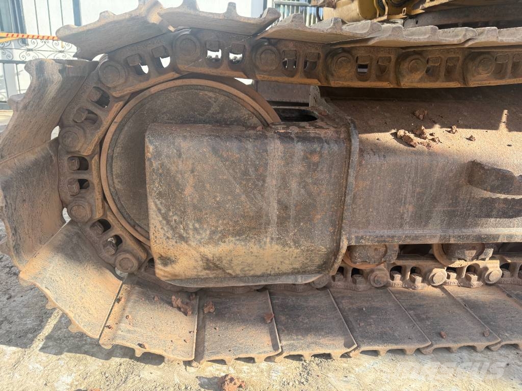 CAT 320 D Crawler excavators