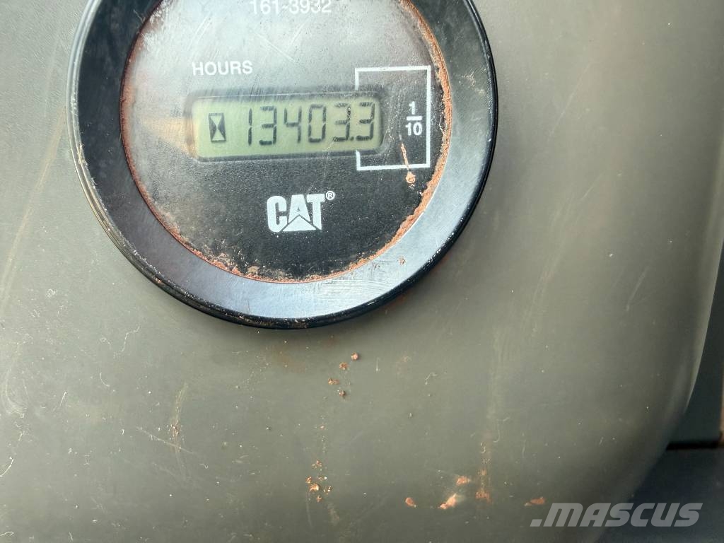 CAT 320 D Crawler excavators