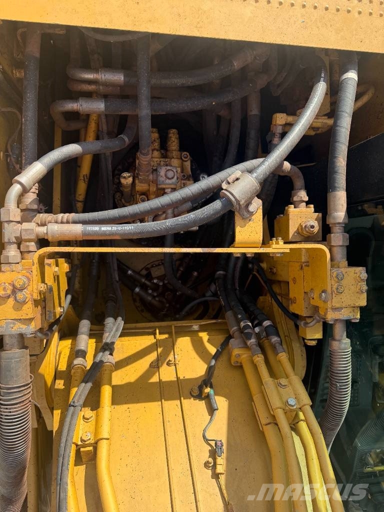 CAT 320 D Crawler excavators