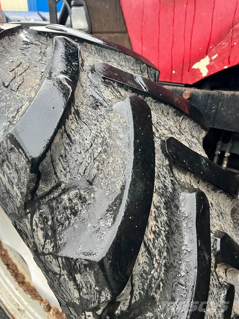Case IH MXU 135 Traktoren