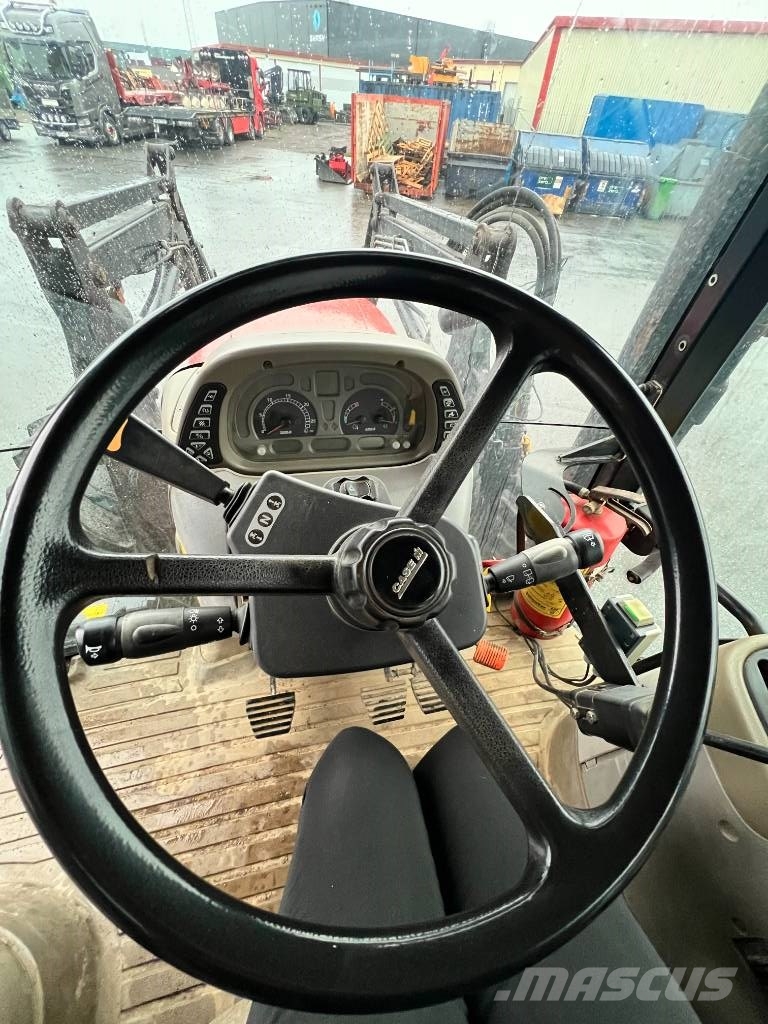Case IH MXU 135 Traktoren