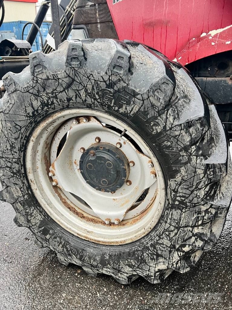 Case IH MXU 135 Traktoren