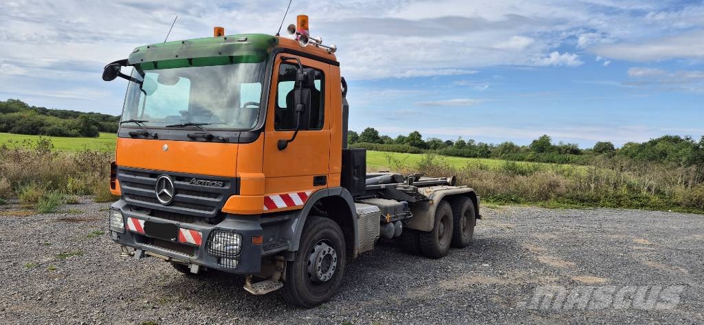 Mercedes-Benz 3336 K Грузовики-Мультилифты