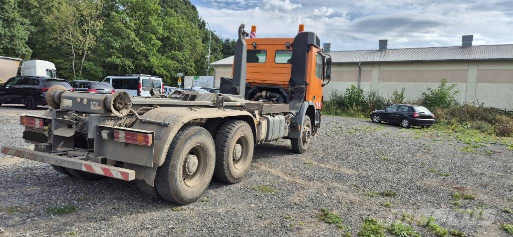 Mercedes-Benz 3336 K Грузовики-Мультилифты