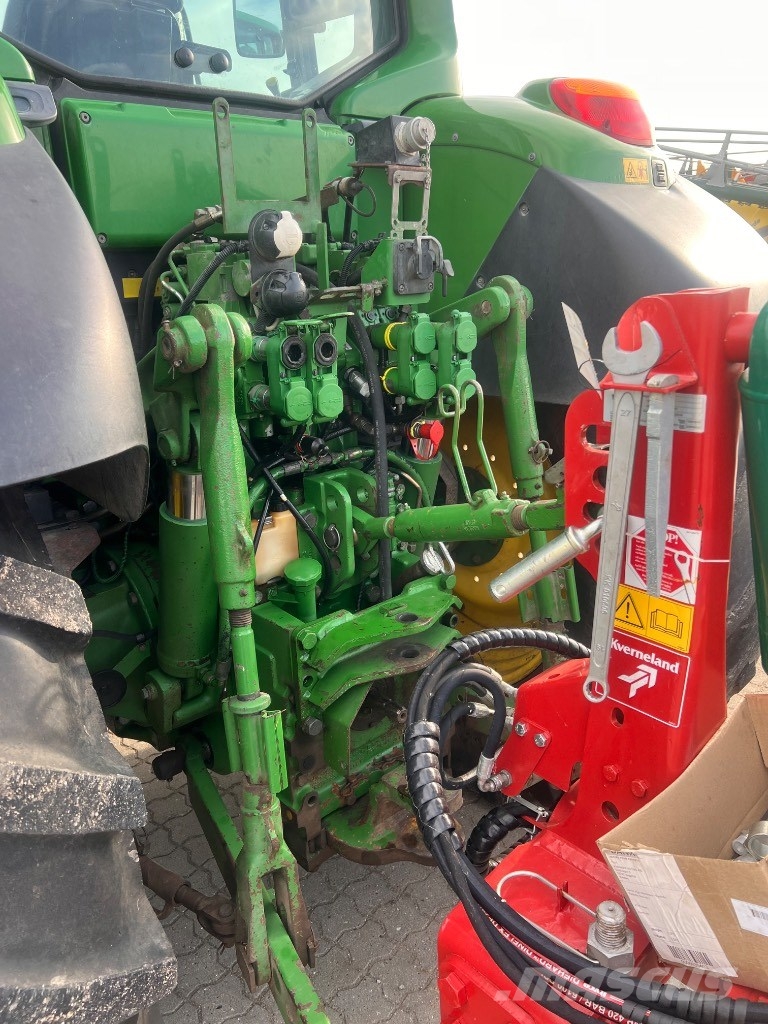 John Deere 6920 Traktorok