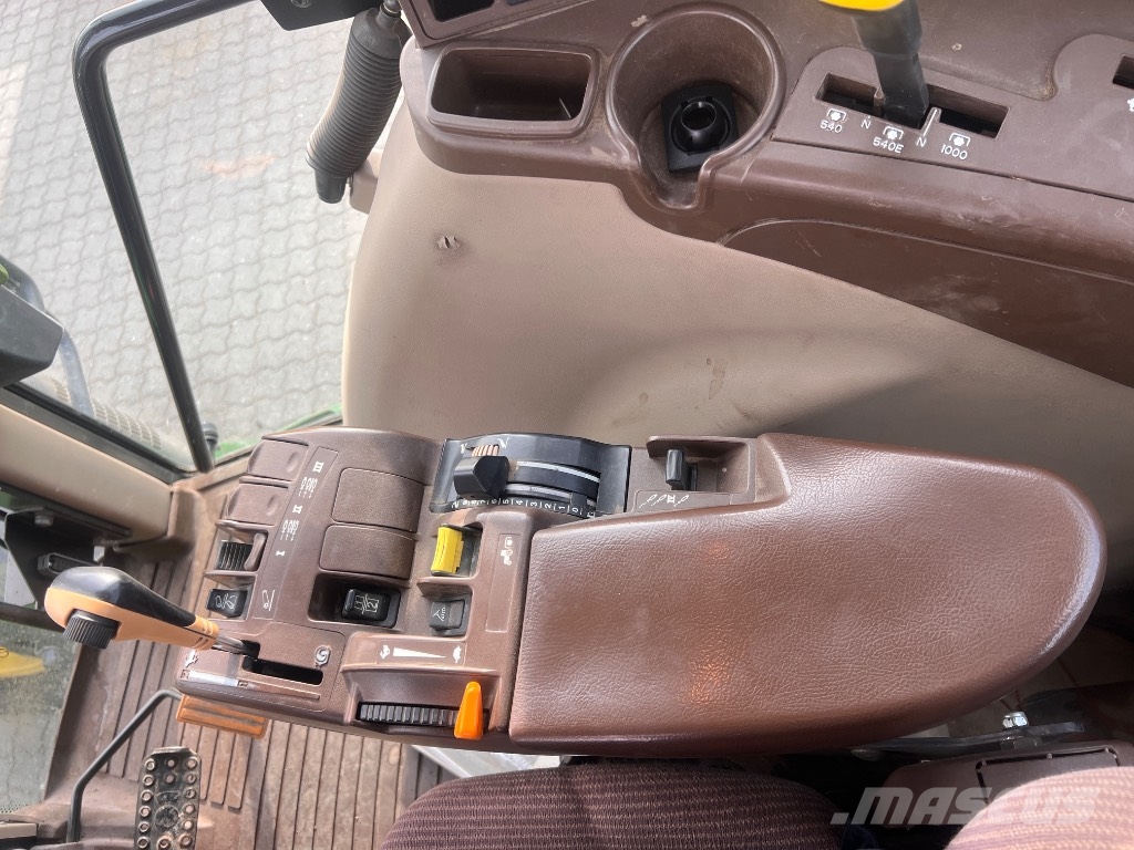 John Deere 6920 Traktorok